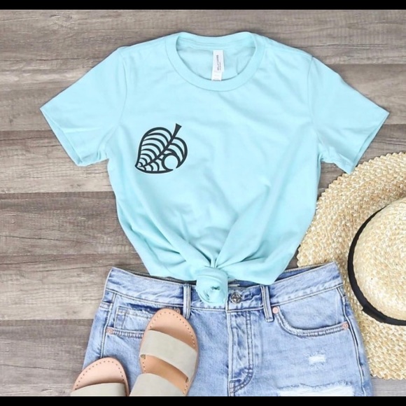 Animal Crossing Unisex Tee - Picture 1 of 7